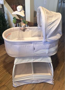 Bassinet with storage