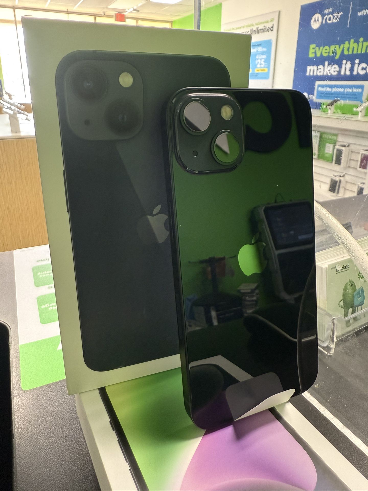 iPhone 13