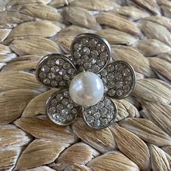 Pearl & Crystal Flower Stretch Ring