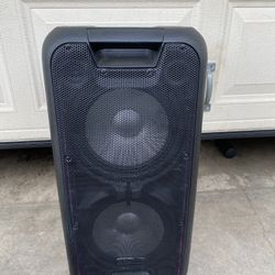 Speaker Portable Speaker Dolphin Bluetooth Speakers On Wheel Great Sound With Equalizer Bluetooth Fm/am Speaker Make An Offer!!