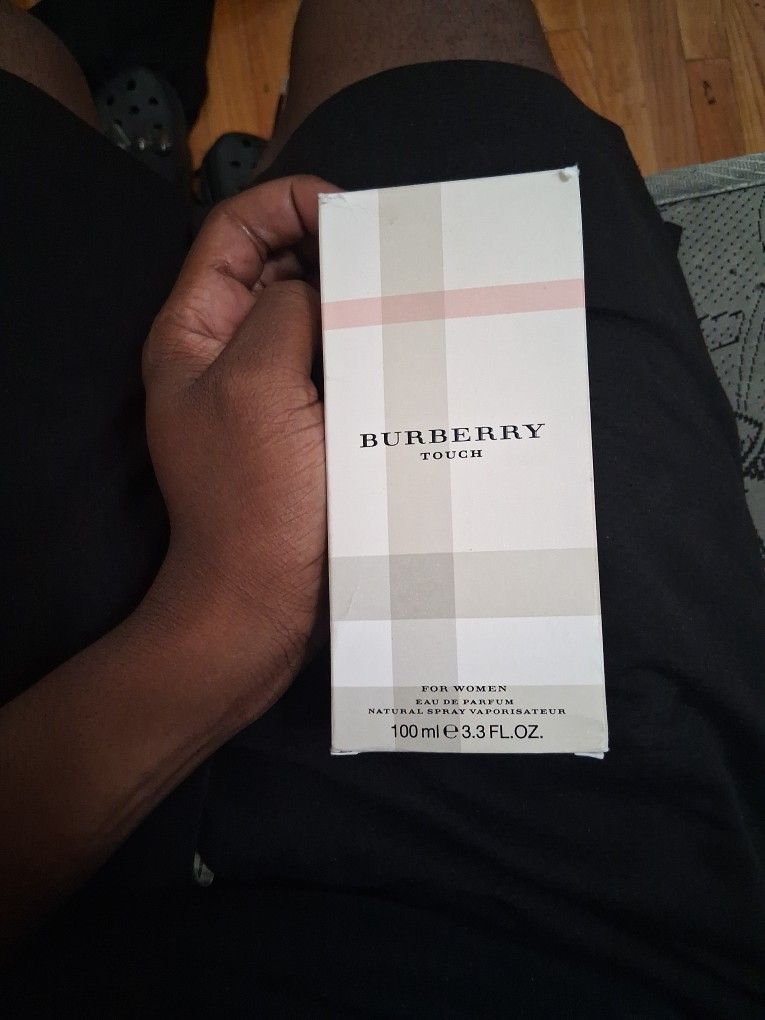 Burberry Perfume
