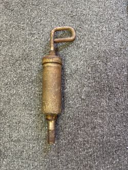 Antique Alemite Lubricator- pin type