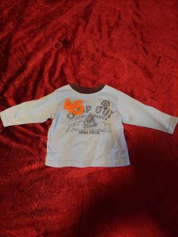 Baby Headquarters Size 12 months long sleeve topLike new condition.  Only worn a few times.  Cotton Polyester blend.  
Bundle with other listed items 
