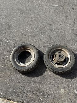 Pair Of Honda Ct70 Rims And One Hub 