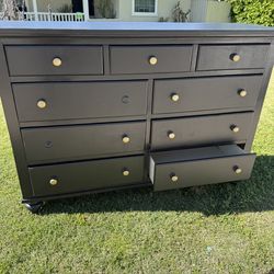 Black 9 drawer dresser **FREE**