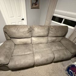 Electric Reclining Couch