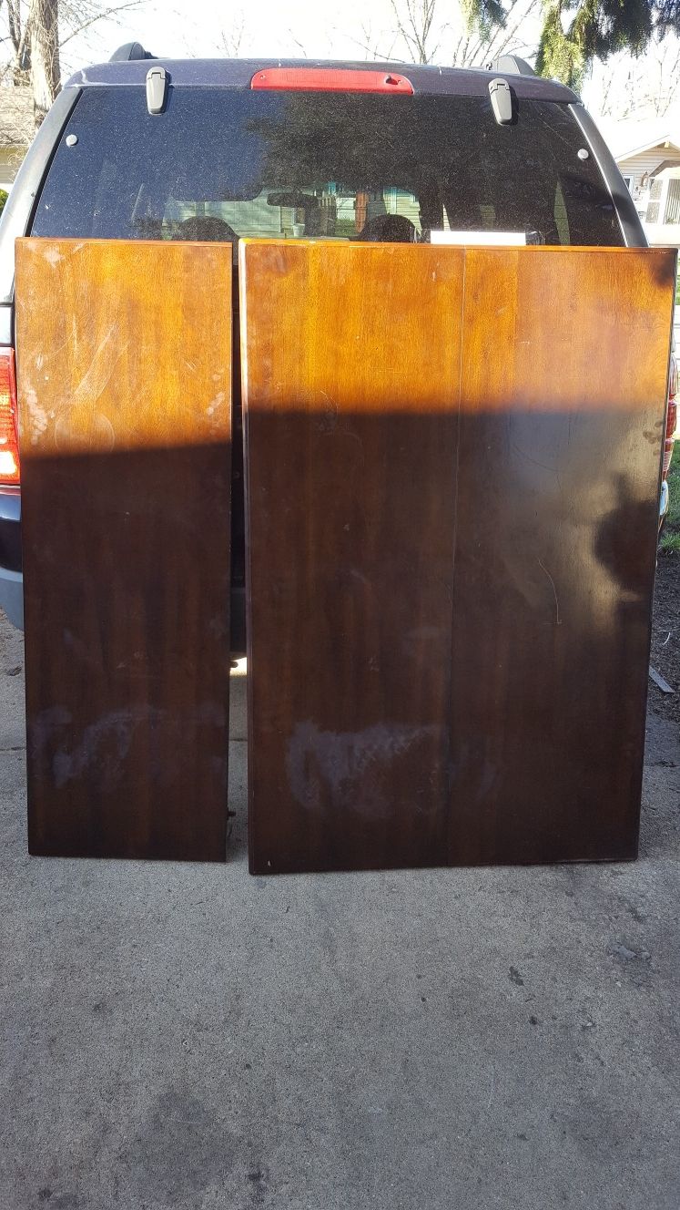 KITCHEN TABLE NEED GONE $80 OBO