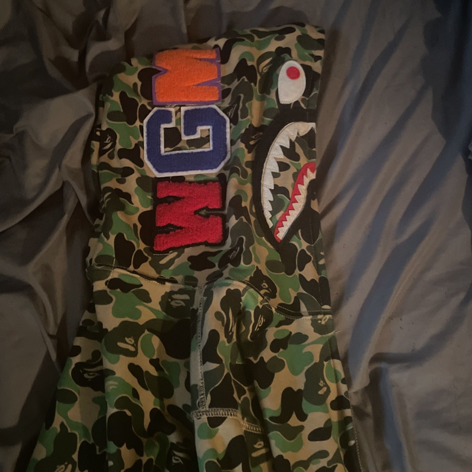 bape hoodie 100