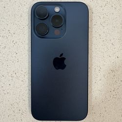 Brand NEW iPhone 15 Pro carrier UNLOCKED