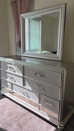 Grey Dresser