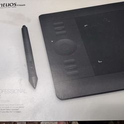 Intuos 5 Touch Professional Pen Tablet