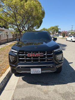 2024 GMC Canyon