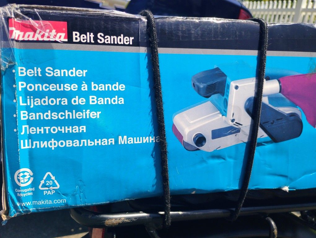 Makita Belt Sander 9920