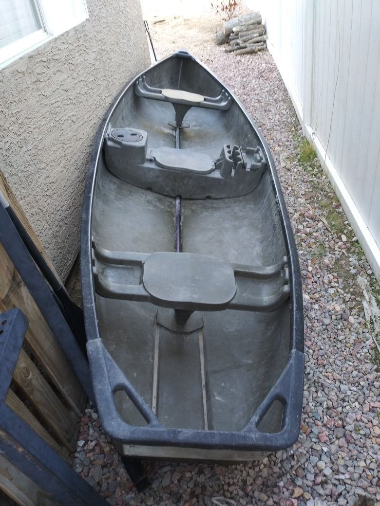 Old Town Rogue River Flat Back Canoe for Sale in North Las Vegas, NV