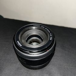 Canon rf50mm f1.8 stm lens