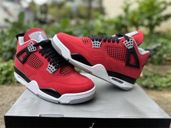 Air Jordan 4 Retro 'Toro Bravo' 2026