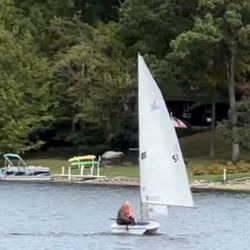 15 Ft Vanguard Sailboat 