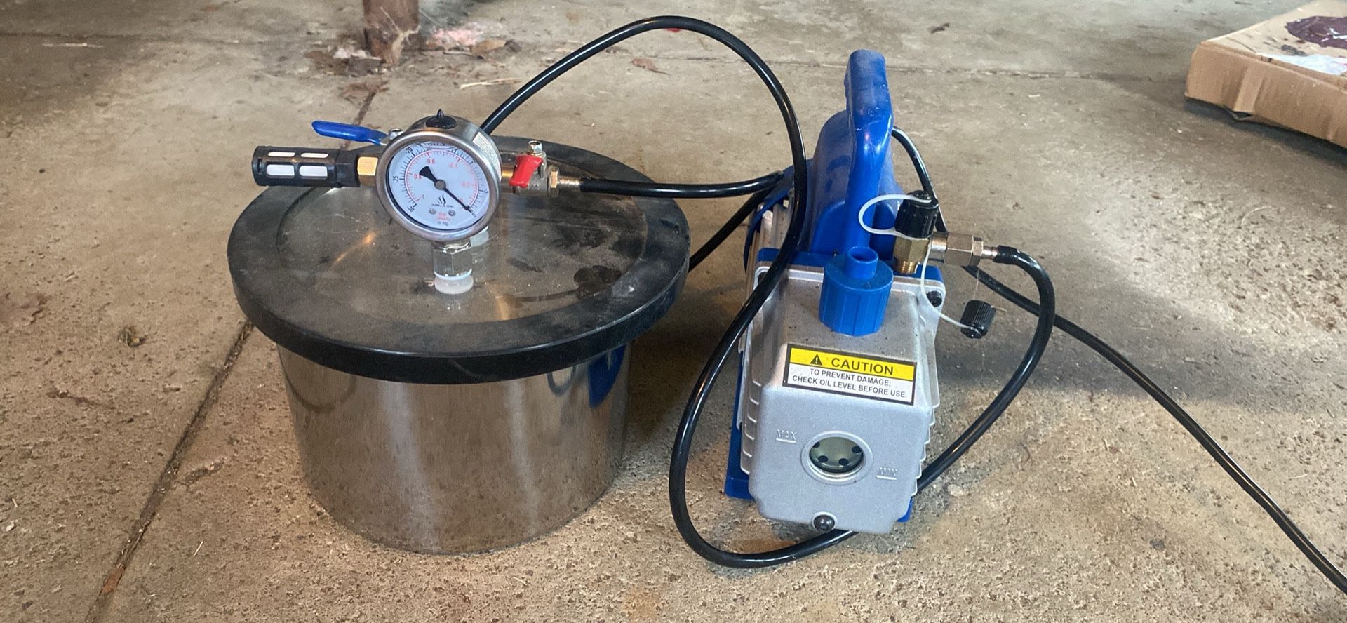 Vacuum Pump And Chamber