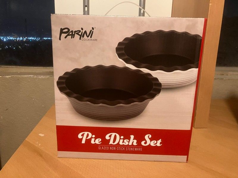 Parini Glazed Non stick Stoneware Baking Set