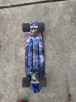 Meketec 22-inch mini cruiser skateboard with a galaxy patter