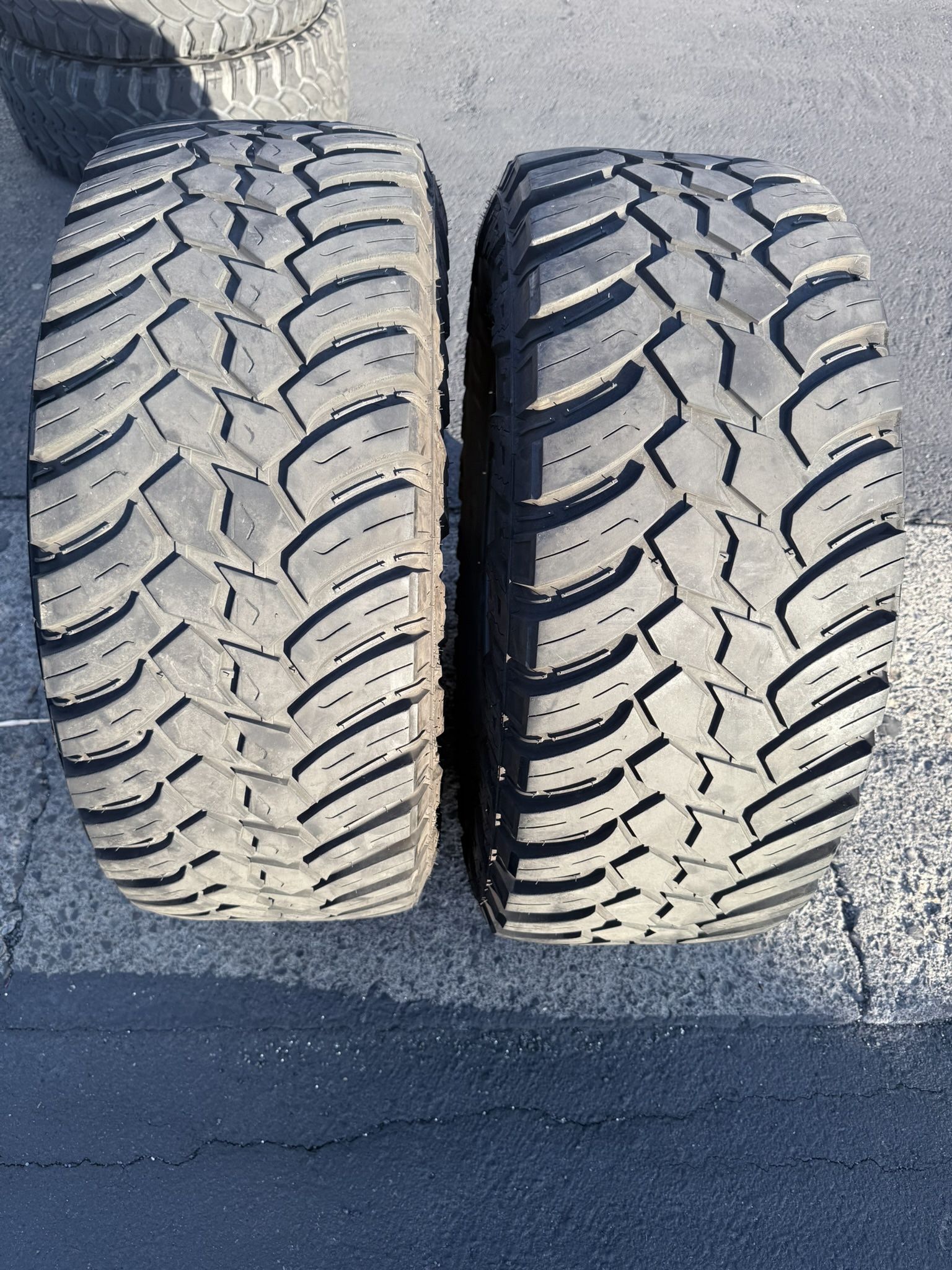 (2) 35x12.50R18 Mud Terrain Tires 