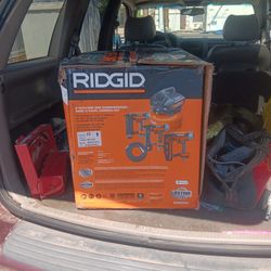 Air Compressor Brand New Still In Box