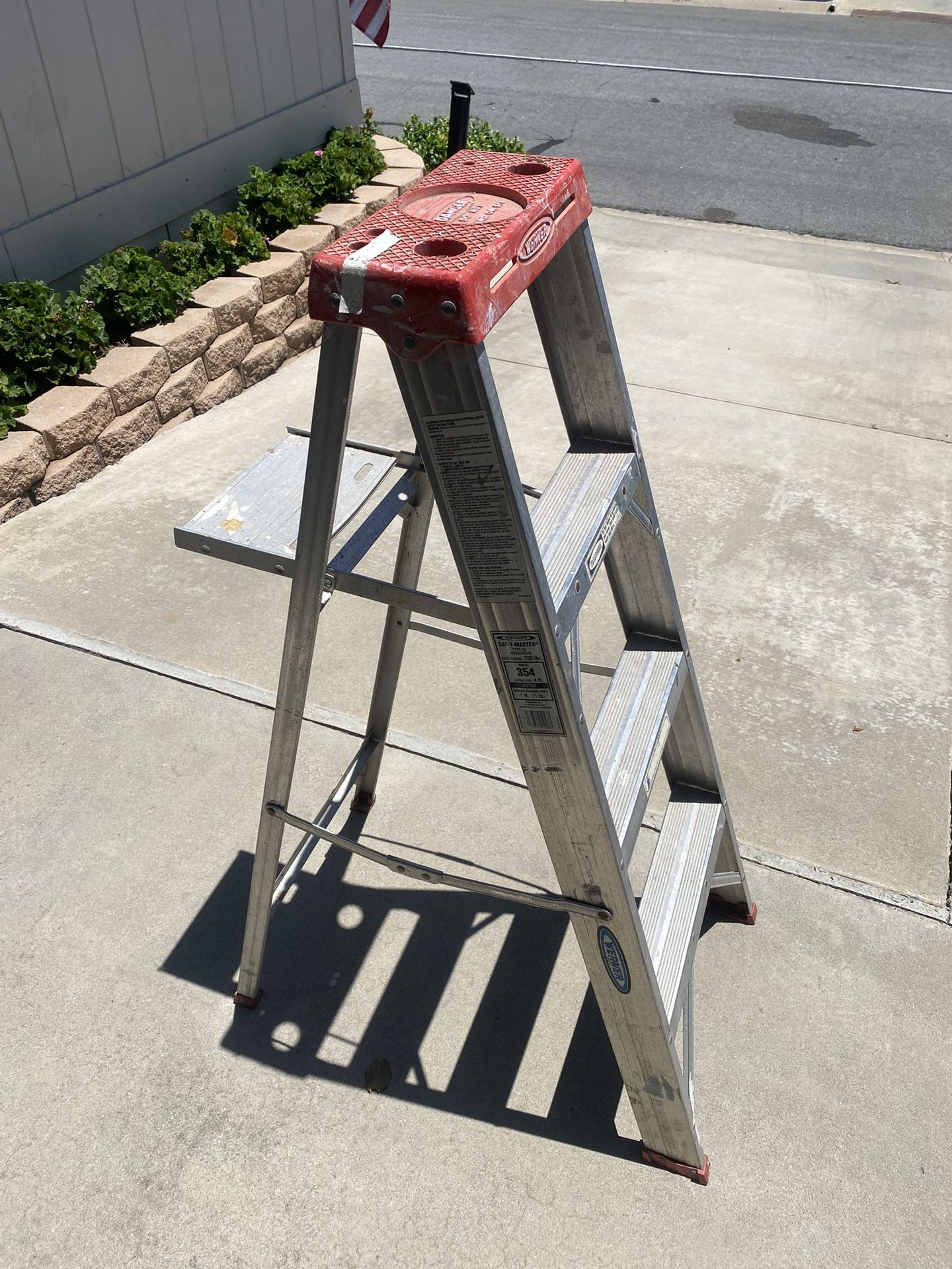 4’ Aluminum Ladder