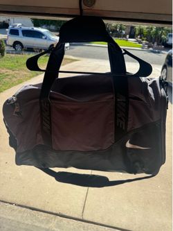 Nike duffle bag