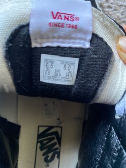 Shoe brand: Van