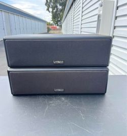 Bookshelf speakers