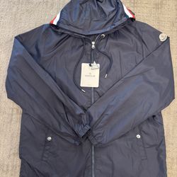 Moncler Windbreaker SZ 5 (US XXL)