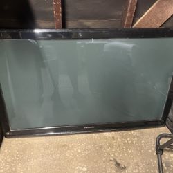 Panasonic 40” Screen Tv Plasma