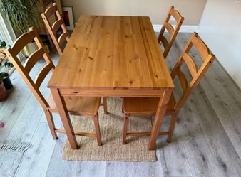 Table Chairs