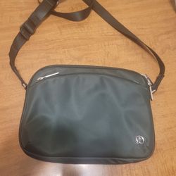 LULU LEMON Side body bag