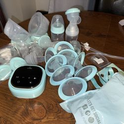 zomee Z2 breast pump with wearable collection cups 