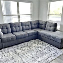 Sectional Couch 