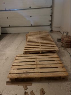 Pallets - free