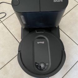 Shark IQ Self Empty Smart Vacuum 