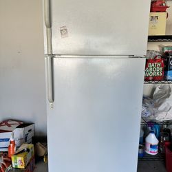 Maytag Refrigerator 