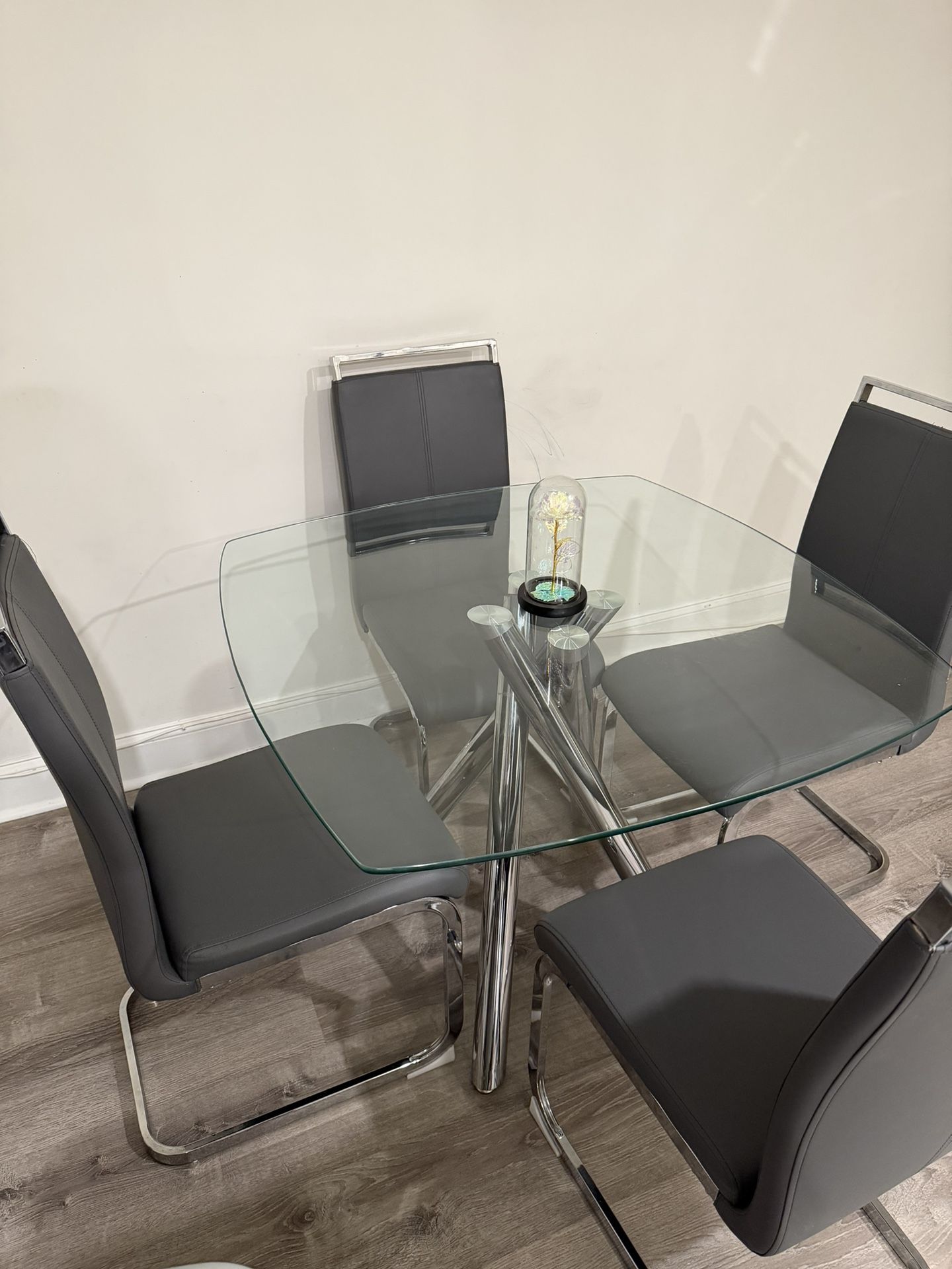 5 Piece Dining Table