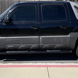 2004 Chevy Avalanche 