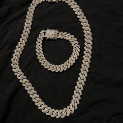 White Gold Plated Iced Out Necklace Set