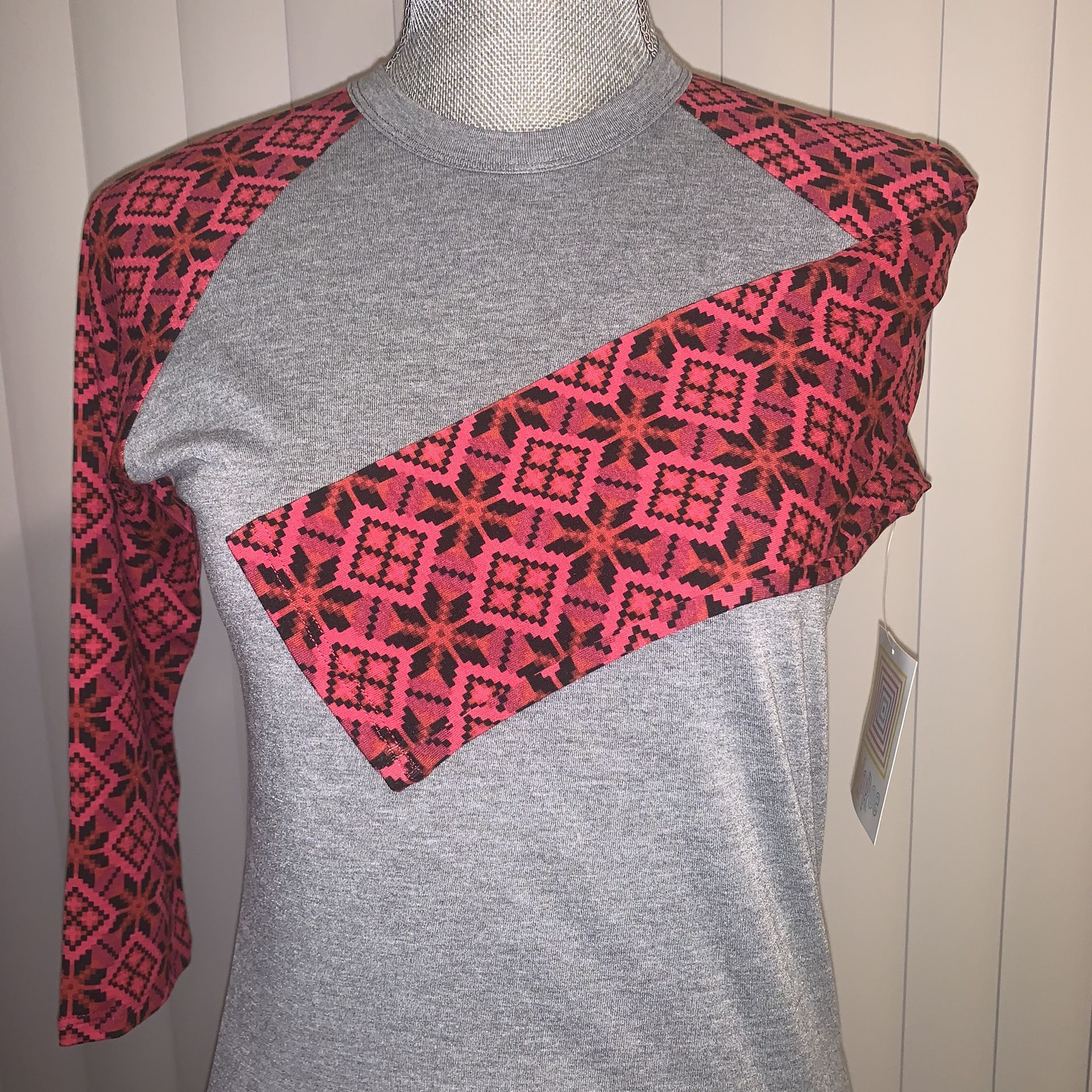 NWT - LulaRoe Christmas Winter Randy XXS