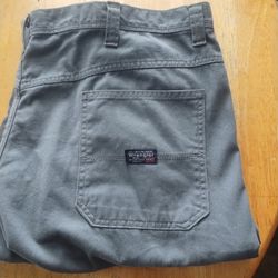 Men's Wrangler  Pair Of Pants  42/30