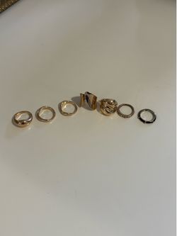 Gold ring bundle