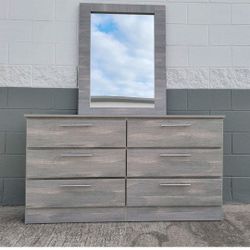 Dresser Whit Mirror ***** Cómoda Con Espejo 