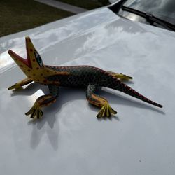 Lizard Sculpture 