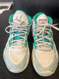 Nike Kyrie Infinity Keep Sue Fresh