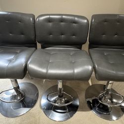 3 Modern Grey Bar Stools / Kitchen Island Chairs – Adjustable Swivel – Set of 3