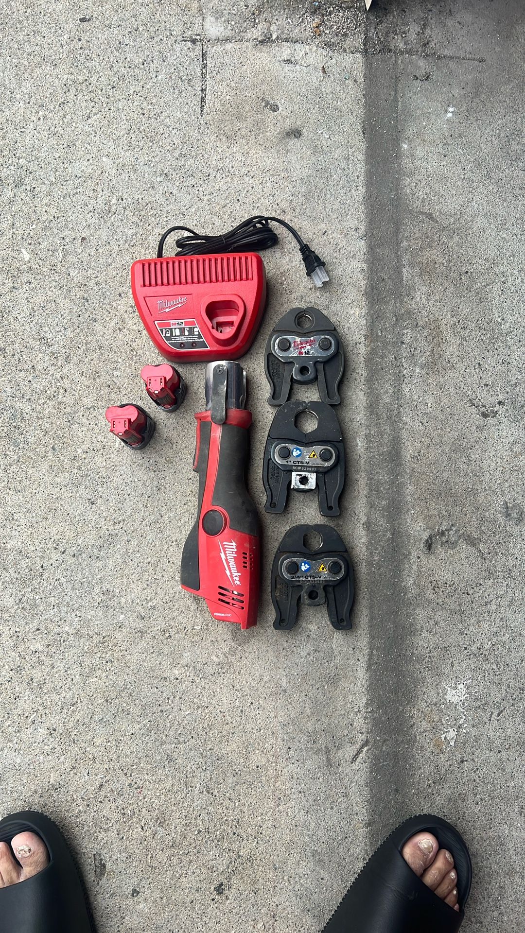 Milwaukee M12 Pro Press Cts